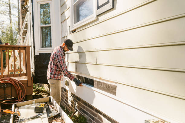 Trusted Siding Repair service in Commack, NY - Creative Siding